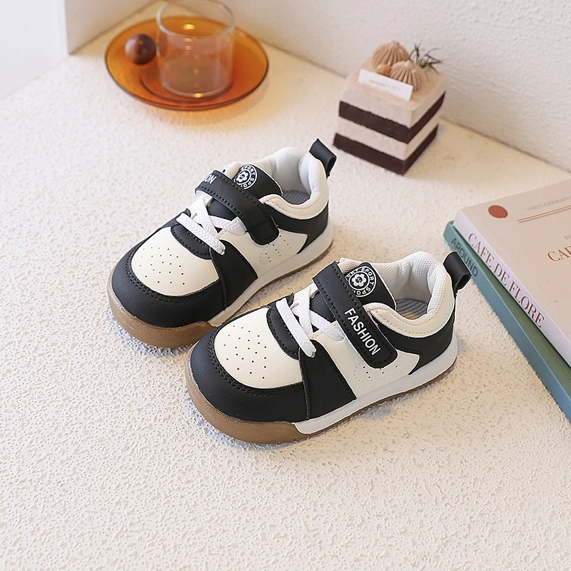 

Детские школьные кроссовки в стиле ретро для повседневной носки, для девочек, повседневные, с лоскутным дизайном, теннисные туфли, для мальчиков, дышащие, нескользящие, детские спортивные туфли