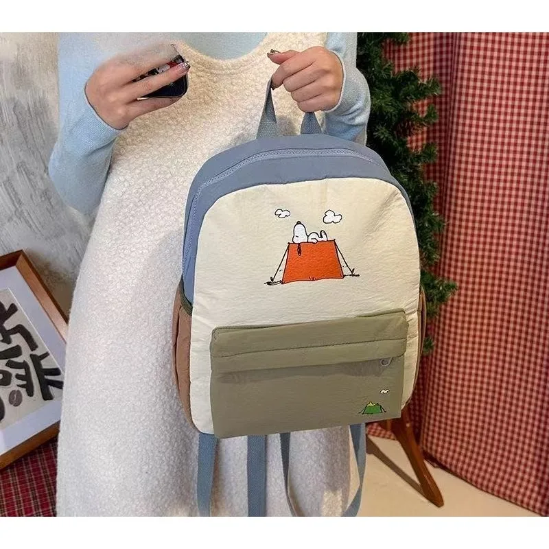 Snoopy Peanuts Comics Anime Perifere Creatieve Cartoon Leuke Gesplitste Print Lichtgewicht Rugzak Cadeau voor jongens en meisjes Reizen