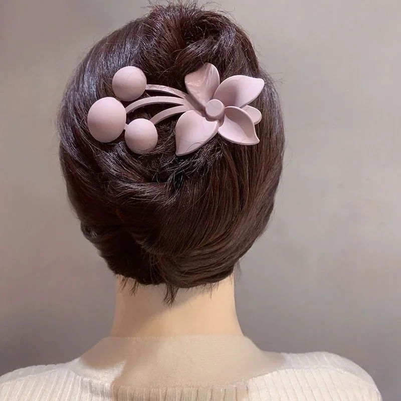 Elegant Flower Hair Clip Women Summer Hair Clips Headdress Back Head Spoon Coiled Hair Hairpin Large Duckbill Clip Ponytail Clip