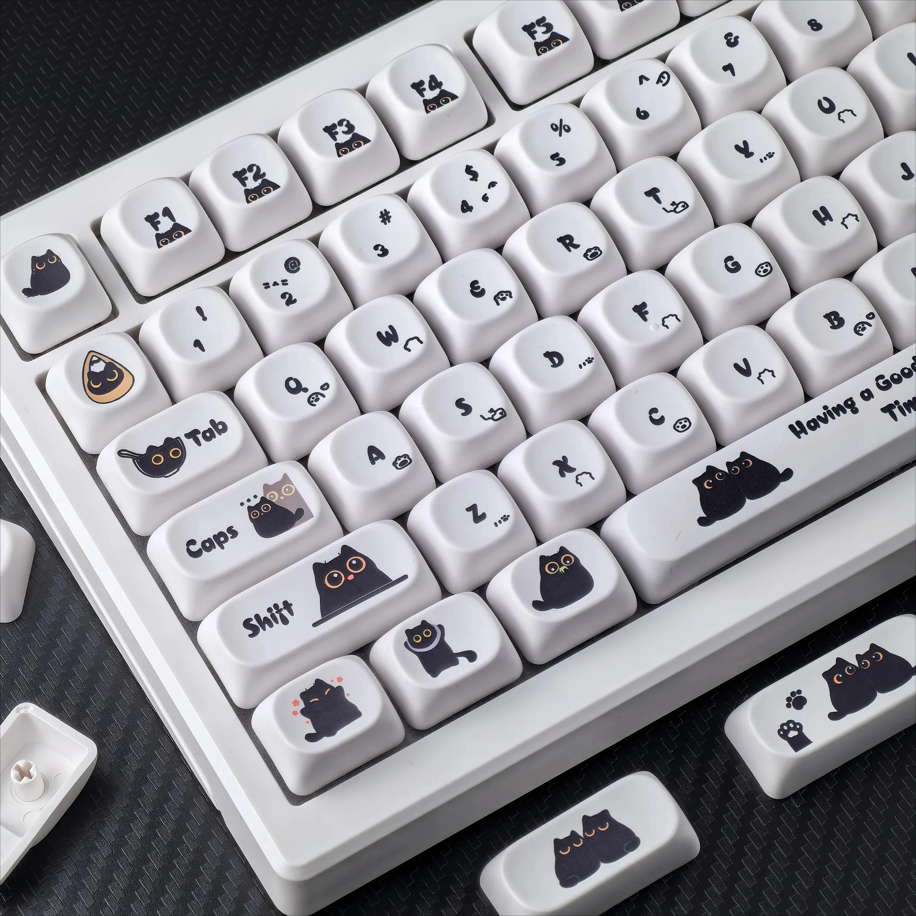 

MAIMOOO Cute Black Cat Keycaps MOA Profile Peekaboo Theme Simple White PBT Keyboard Keycap ISO Enter 2.25/2.75U Alice Spacebar