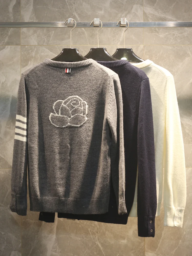 

Элитный осенне-зимний новый вязаный шерстяной кардиган с узором «розы» для мужчин, с круглым вырезом, на пуговицах, теплый, модный.