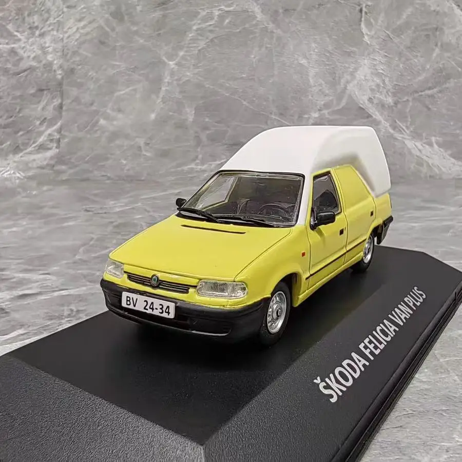

1:43 Skoda FELICIA VAN PLUS Alloy Car Diecasts & Toy Vehicles Car Model Miniature Scale Model Car For Children
