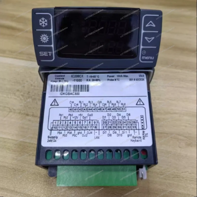 ybjIC208CX-11000 Dixell Multifunction Temperature Controller 12/24VAC/DC 8 Relay Outputs