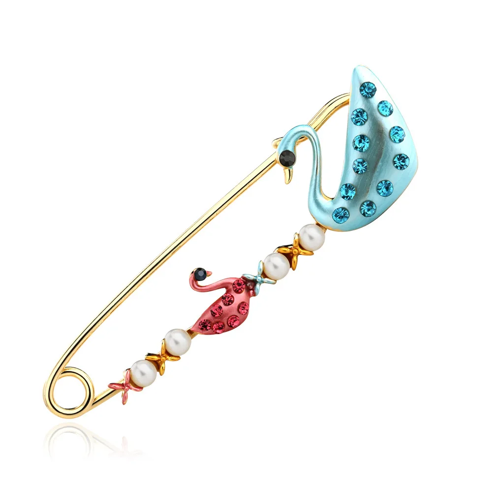 

Peacock Swan Butterfly Brooch for Women Suit Blue Big Sweater Enamel Pin Scarf Buckle Clothing Accessories Rhinestone Jewelry