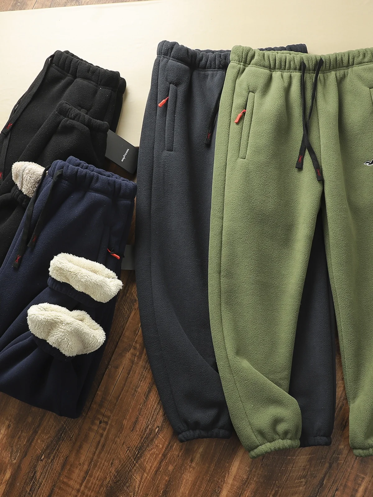 

Thiened Lamb Velvet Fce Winter Men's Casual Sweatpants Loose Fit Comfortable Warm Trousers Polyester Fiber Pure Color