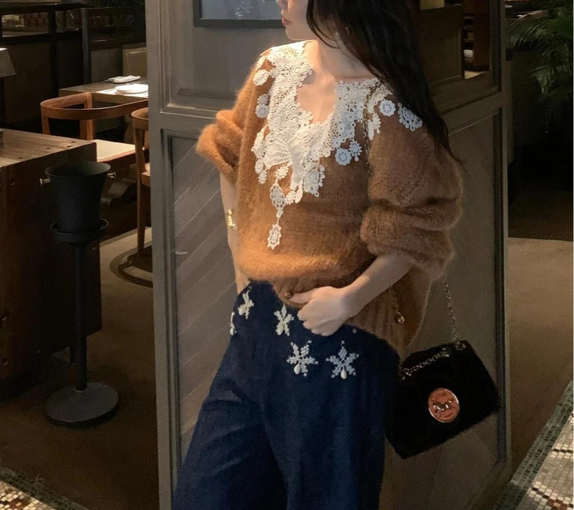 

Lace V-neck Sweater for Women in Autumn and Winter New Popular Korean Loose Lazy Style Pullover Sweater Top Trendy