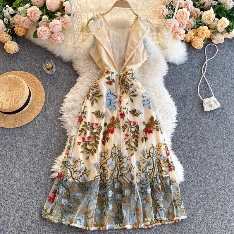 Royal Style High-end Dress Round Neck Sleeveless Slimming Heavy Mesh Embroidered Dress Dinner Dress Women