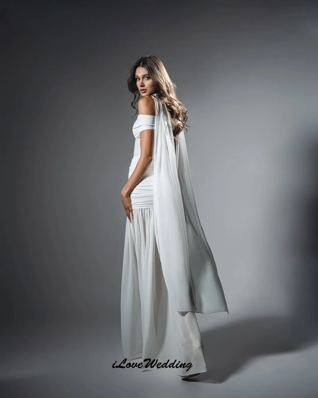 맞춤형 오프숄더 프롬 드레스 2025 우아한 웨딩 여성 하객 드레스 플리츠 이브닝 드레스 리본 플로어 길이