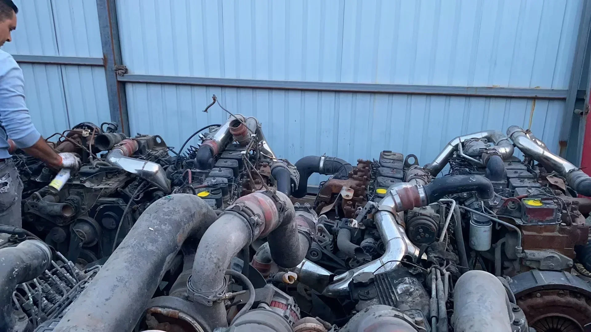 Good Condition Complete Cum Mins 6BT Used Engine With Gearbox 6BT 5.9 Diesel Engine Truck Usd Engine For Sale