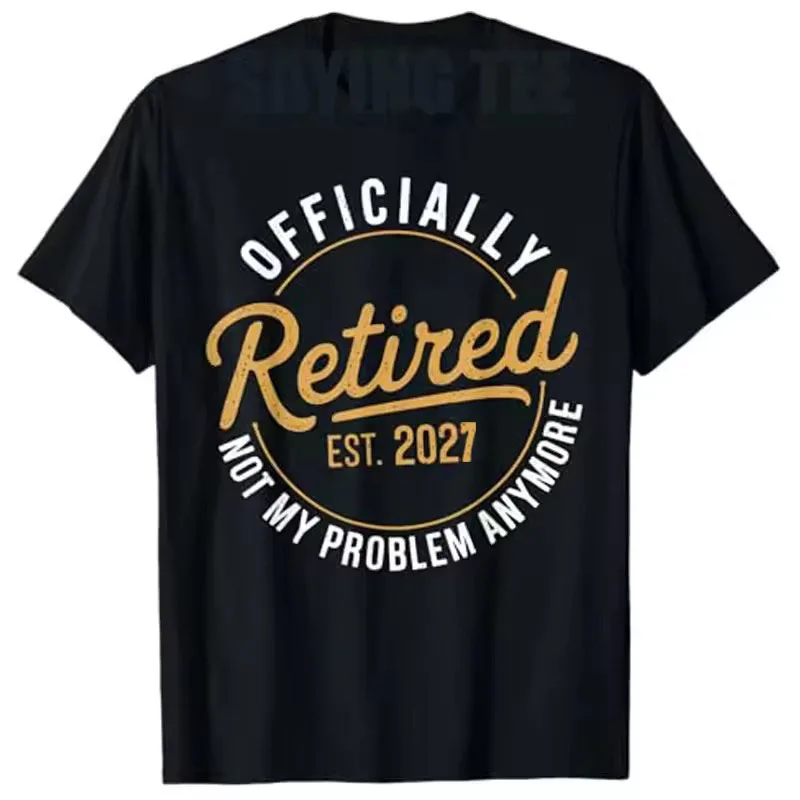 Ruhestand 2027, nicht mehr mein Problem – Vintage-T-Shirt mit lustigem Humor, aufgedrucktem Spruch, ideal als Geschenk zum Ruhestand für Opa oder Papa. – Detail 5