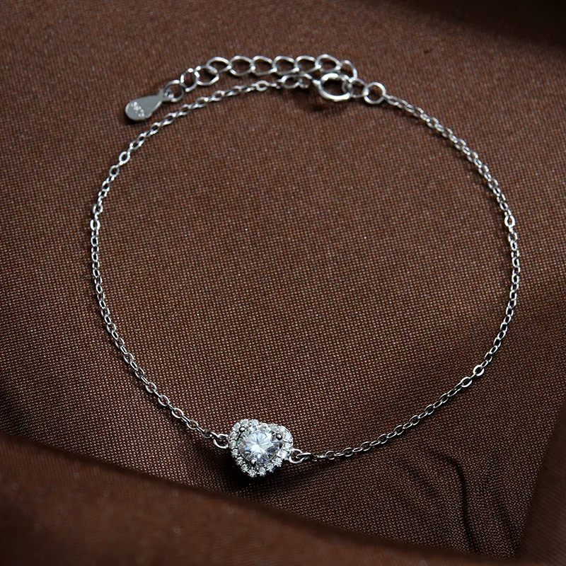 

S925 Rhodium Plated 0.5CT D Color Moissanite Heart Bracelet for Women - Adjustable, GRA Certified, Elegant Jewelry Gift.
