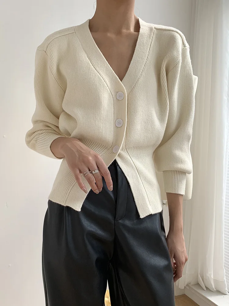 

Fashion V-neck Sweaters Jacket Women Autumn Winter Knit Cardigan Soft Lazy Short Tops Office Lady Coat Single Breasted Knitwear