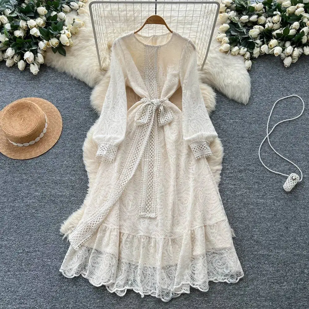 فستان أنيق عتيق مفرغ من الدانتيل بأكمام طويلة مكشكش أنيق على الموضة الكورية الجنية ملابس نسائية