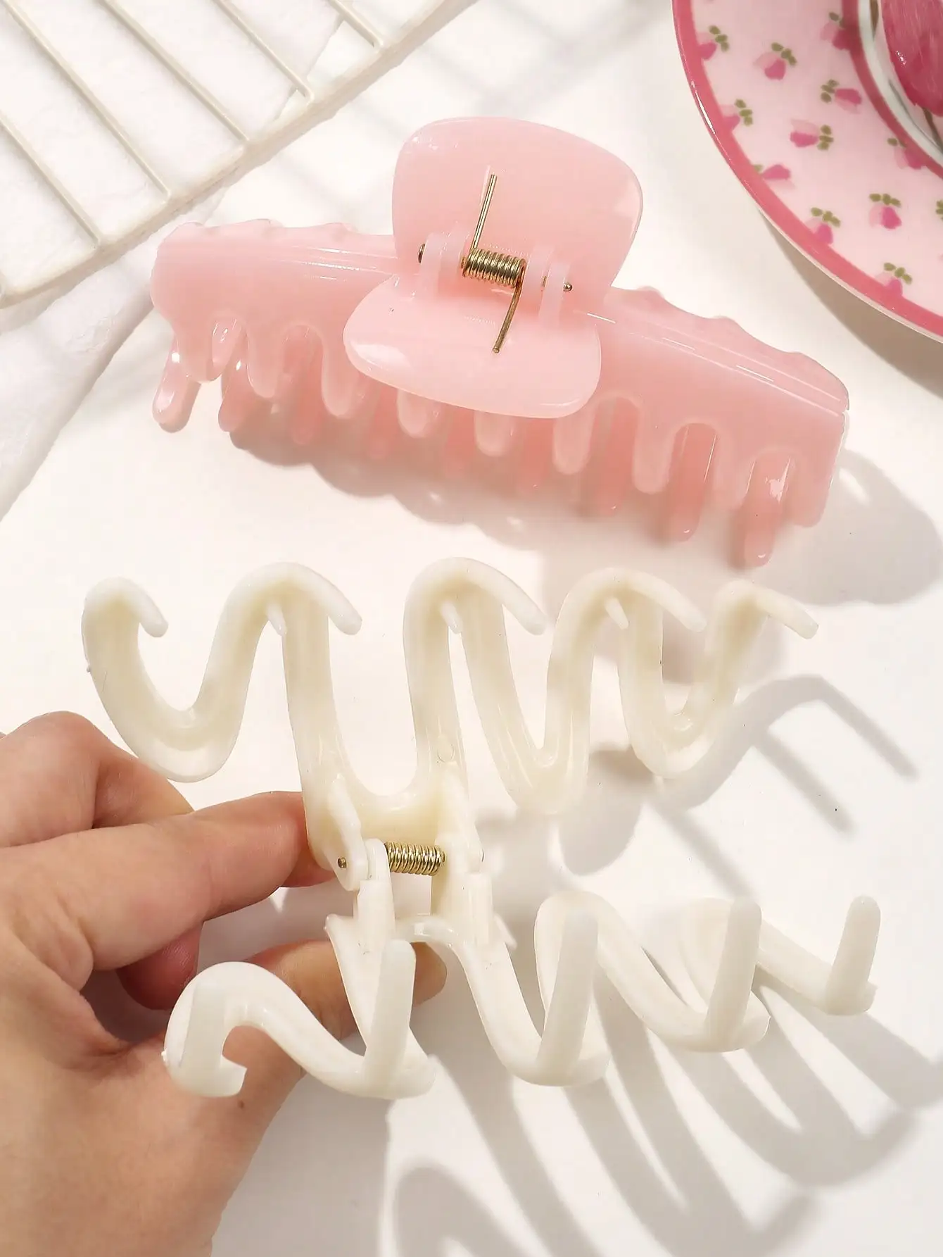 2 قطعة مشبك شعر مموج أبيض وردي للنساء الفتيات موضة أغطية الرأس مقاطع القرش الكبيرة دبوس الشعر مشبك السلطعون إكسسوارات الشعر #2