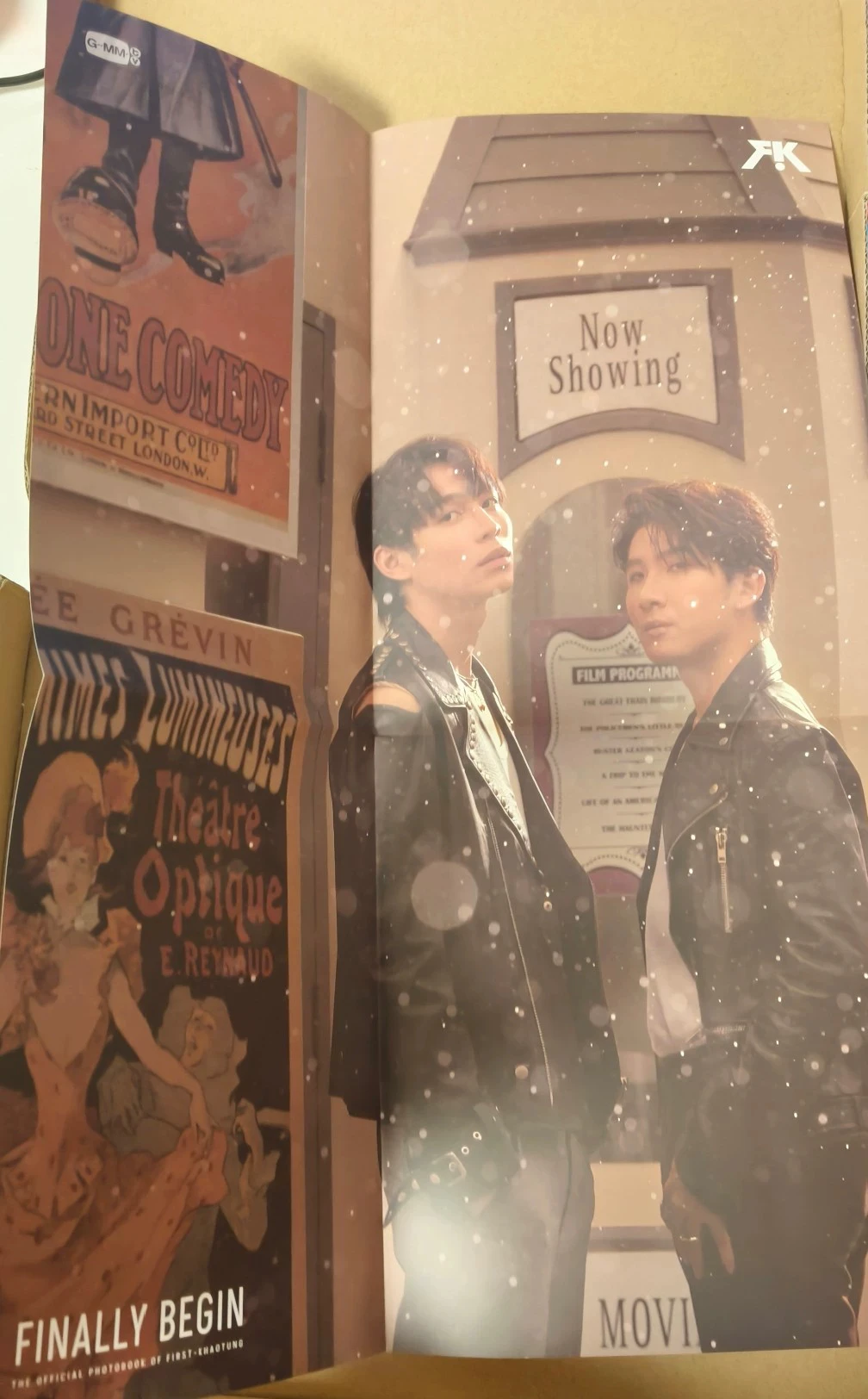 المسلسل التلفزيوني للدراما التلفزيونية كوكانه الكسوف الأول أزياء خوتونغ الرسمية أبدًا في كتاب الصور #6