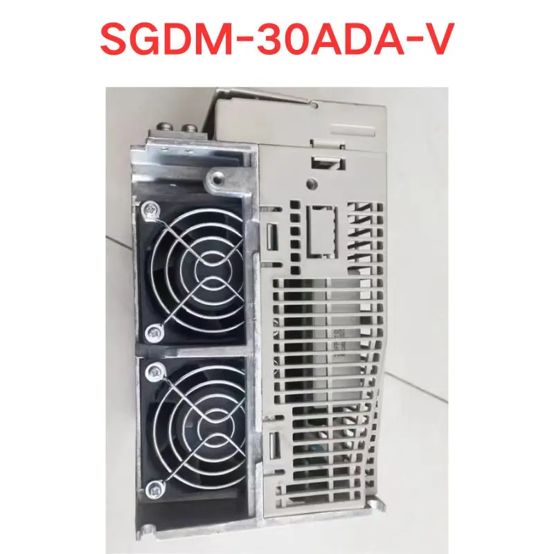 Used OEM disassembled parts SGDM-30ADA-v Servo driver Functional test OK
