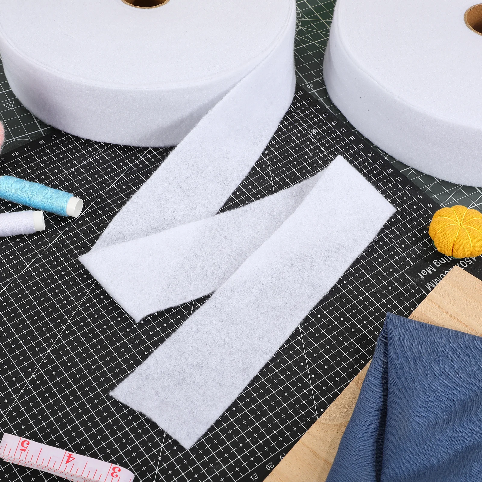 

2 Rolls Nonwoven Batting Fabric 5.7cm X 33m Durable Flexible Quilt Insulation Cushion Soundproofing Upholstery Automotive