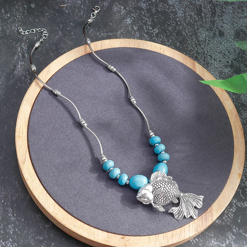 Bohemian Fish Necklace for Women Ethnic Turquoise Natural Stone Pendants Necklace Girls Party Holiday Jewelry Gifts