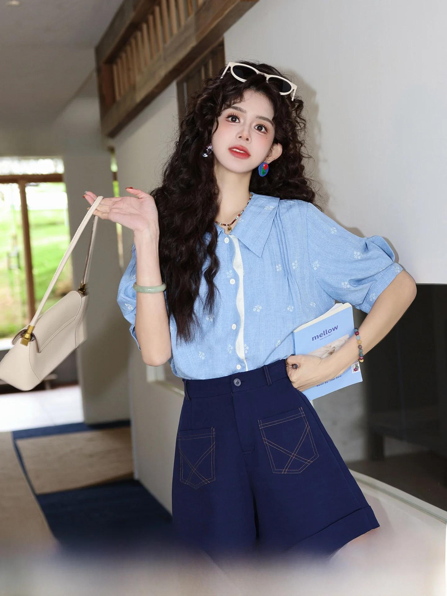 

Blue Women's Short Sleeve Shirt Turn-down Collar Summer New Style Chen Jia Jie 'Leaf Flying Cicada Rest' Vintage Loose Fit Po...