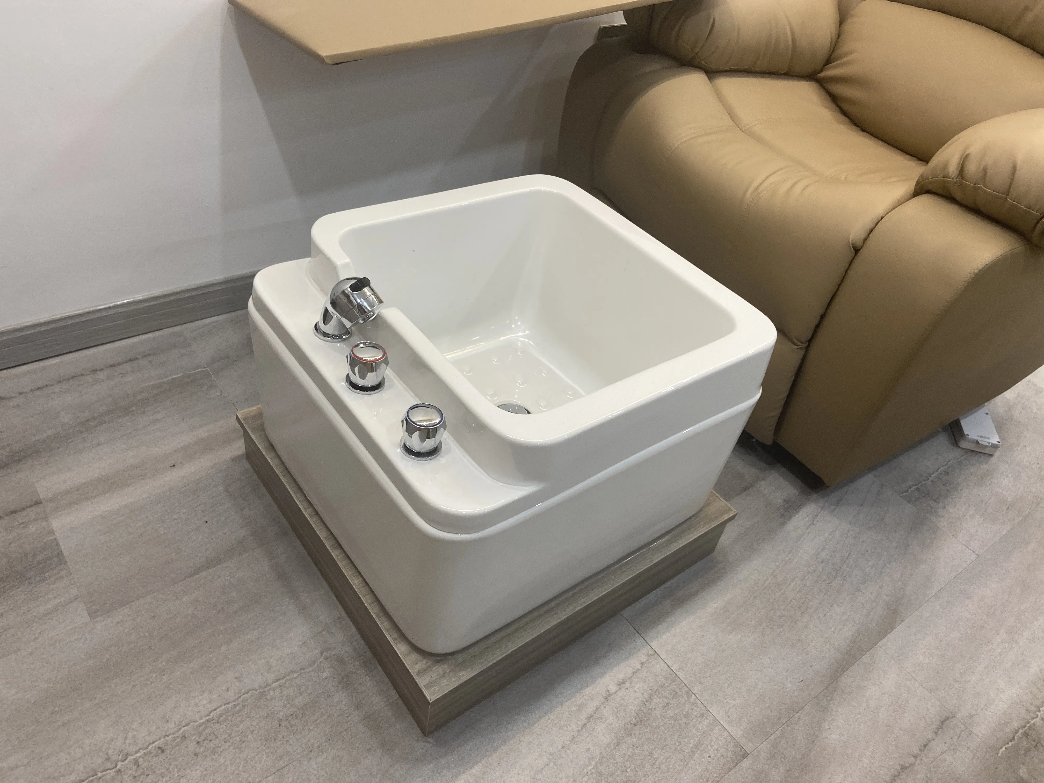 

Japanese shower nail salon special acrylic foot bath, foot bath, foot bath bag, faucet accessories