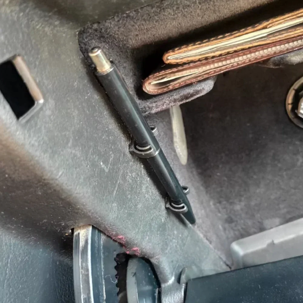 2PCS Glove Box Organizer Lock Pencil Tray Clip For Mitsubishi Lancer L200 Outlander Pajero Sport ASX Zinger Eclipse Cross Galant