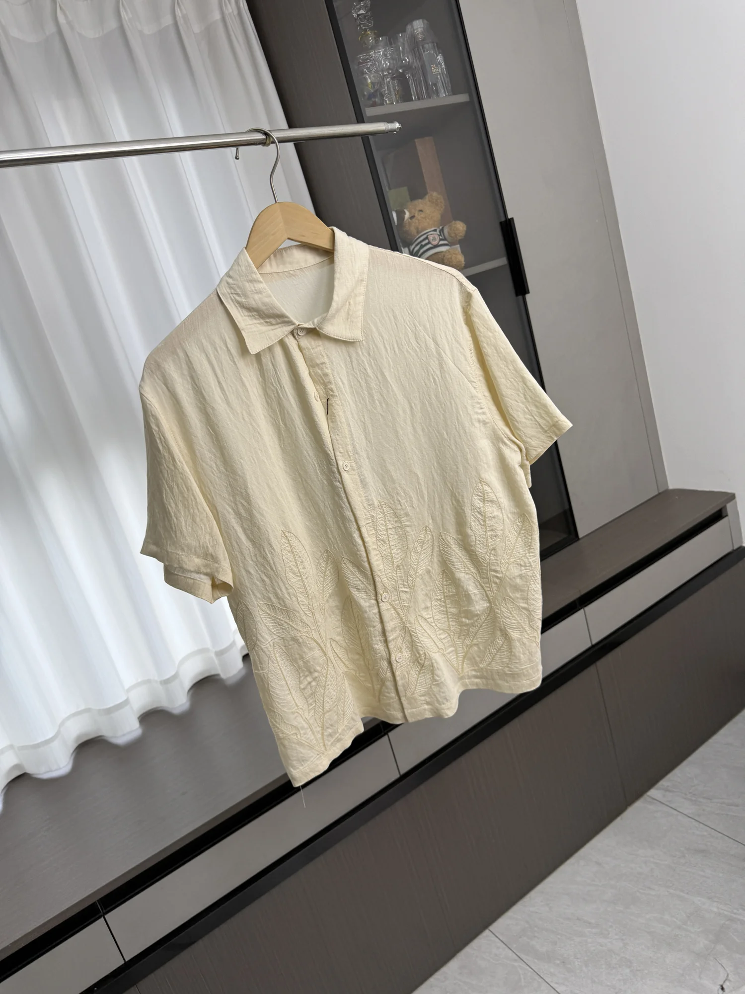 

Casual Floral Embroidery Short Sleeve Shirt Men's Loose Fit Summer Style Button up Casual Wear All Match Stand Collar Shirt