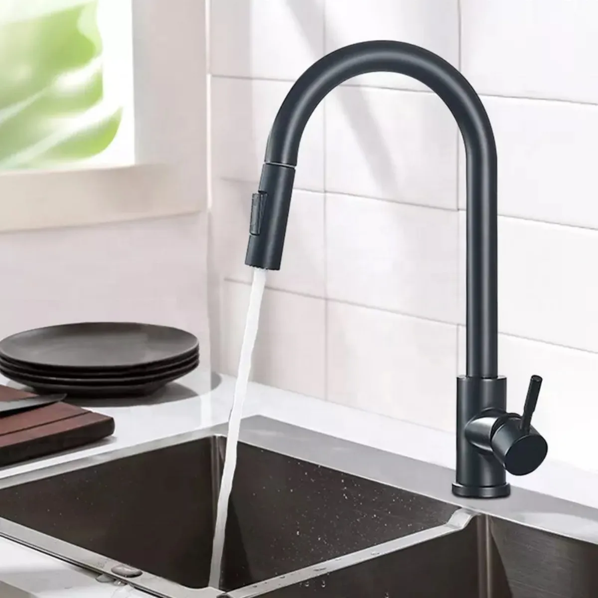 Black Kitchen Faucet Two Function Single Handle Pull Out Mixer Hot and Cold Water Taps Deck Mounted