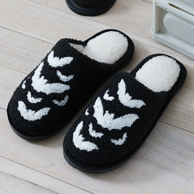 

Halloween Bat Slippers Women Plush Cotton slippers Autumn Winter Fashion Thick Soles Slides Comfort Casual Indoor Platform Shoes