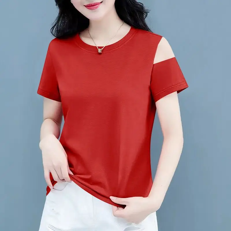بلوزات عصرية بأكمام قصيرة ورقبة دائرية بلون واحد مكشوفة الأكتاف ملابس نسائية لصيف 2025 قمصان جديدة فضفاضة تناسب كل مباراة قمصان ركاب