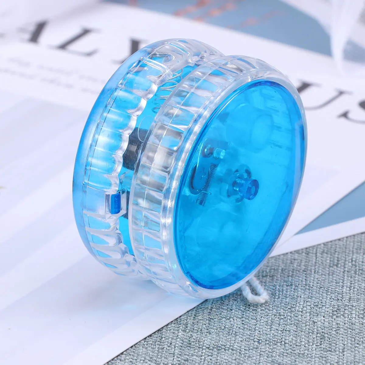 

Набор из 5 светящихся LED-йо-йо: разноцветные пластиковые йо-йо для детей, развивающие игрушки с веревкой, прочные и эластичные