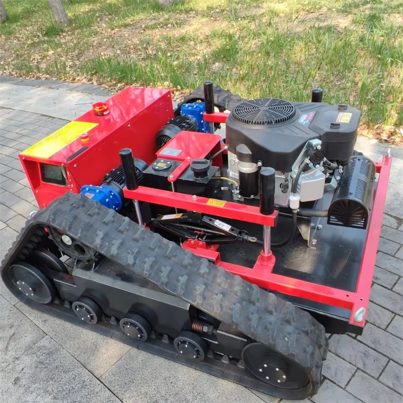 جهاز التحكم عن بعد 200 متر جزازة العشب ، جزازة العشب الروبوتية الأوتوماتيكية ، نوع المسار المضادة للانزلاق صفر دوران جزازة العشب