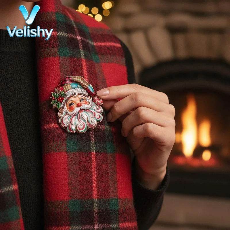 Christmas Santa Claus Brooch Shiny Enamel Alloy Anti-tarnish Lapel Pin for Winter Holiday Party Outfit Decoration