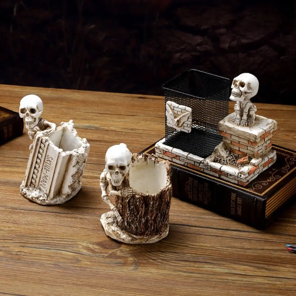 Scary Halloween Skull Pen Holder Resin Crafts Funny Skeleton Statue Ornament Festival Skeleton Toothbrush Holder Haunted House