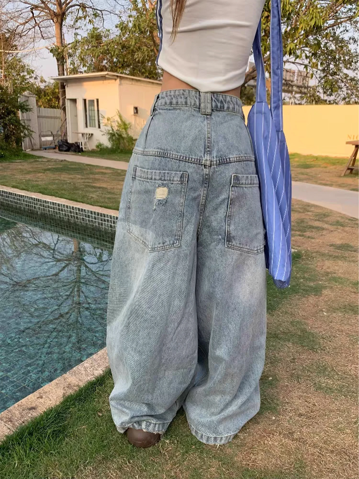 Jeans larghi strappati blu da donna Harajuku Vintage Y2k Pantaloni larghi in denim Jeans oversize stile giapponese anni 2000 Pantaloni lunghi