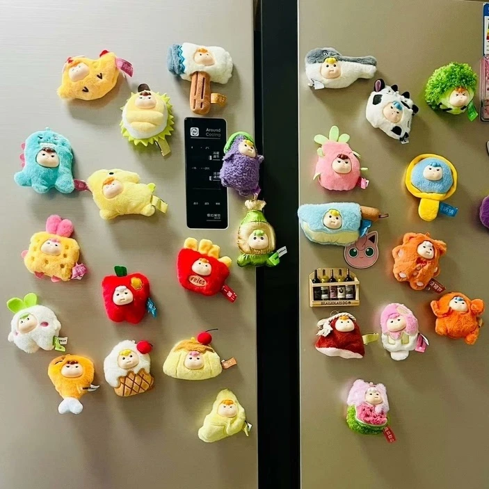 Bestie Lamb Mini Tutto ha un'attitudine Scatola cieca Adesivi creativi per frigorifero in peluche Decorazioni per la casa Scatola misteriosa Regali a sorpresa