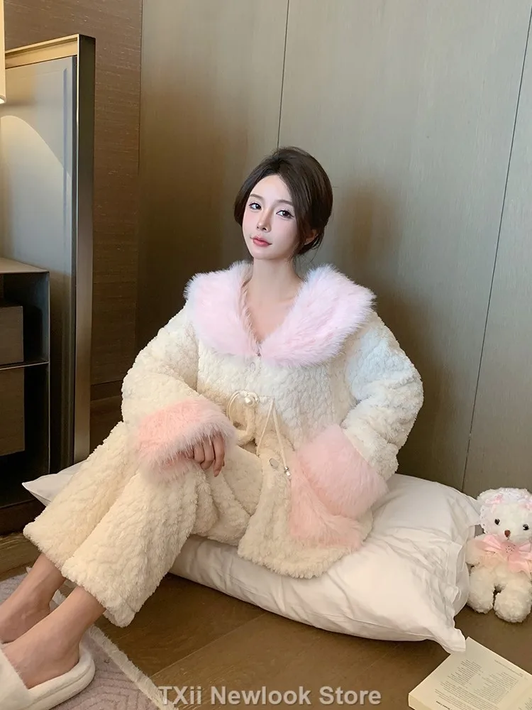 

TXii Newlook Fleece-lined Thickened Coral Fleece Pajamas Women's Autumn and Winter 2023 New High-end Wearing Outfit Home Suit