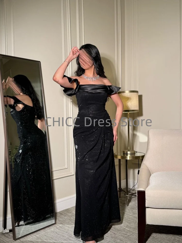 Abiti da sera lucidi con spalle scoperte Abiti da ballo senza maniche Abito da gala a sirena Abito da cerimonia formale nero personalizzato