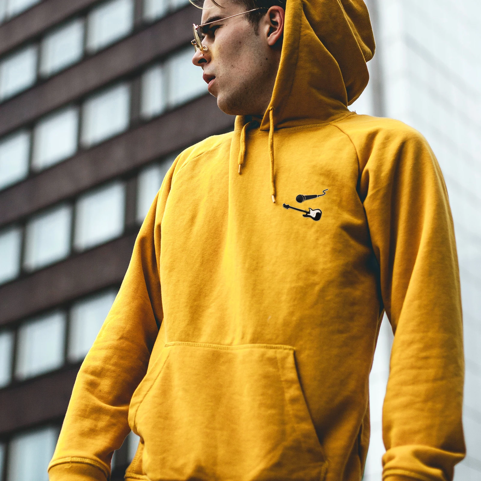 

4 Pcs Guitar Microphone Brooch Pin Alloy Breastpin Decorative Brooches Unique Miss