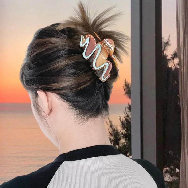 INS Reticolo di Acetato Forma Onda Artiglio Dei Capelli Geometrico Per Le Donne Ragazze Personalità Coda di Cavallo Squalo Barrettes Morsetto