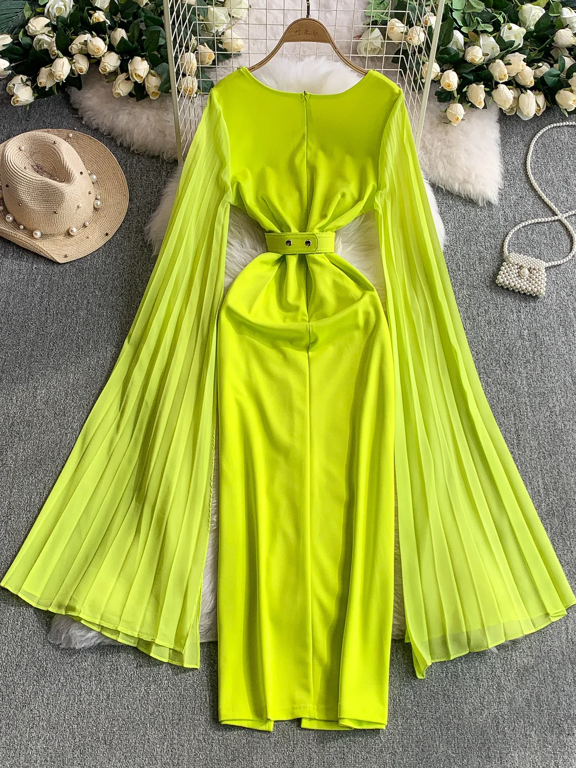 Ele V-ne Long Dr Women's Summer Waist-cinching Ele Flared Sve Dr Luxury Heavy Embelliment Knee-length