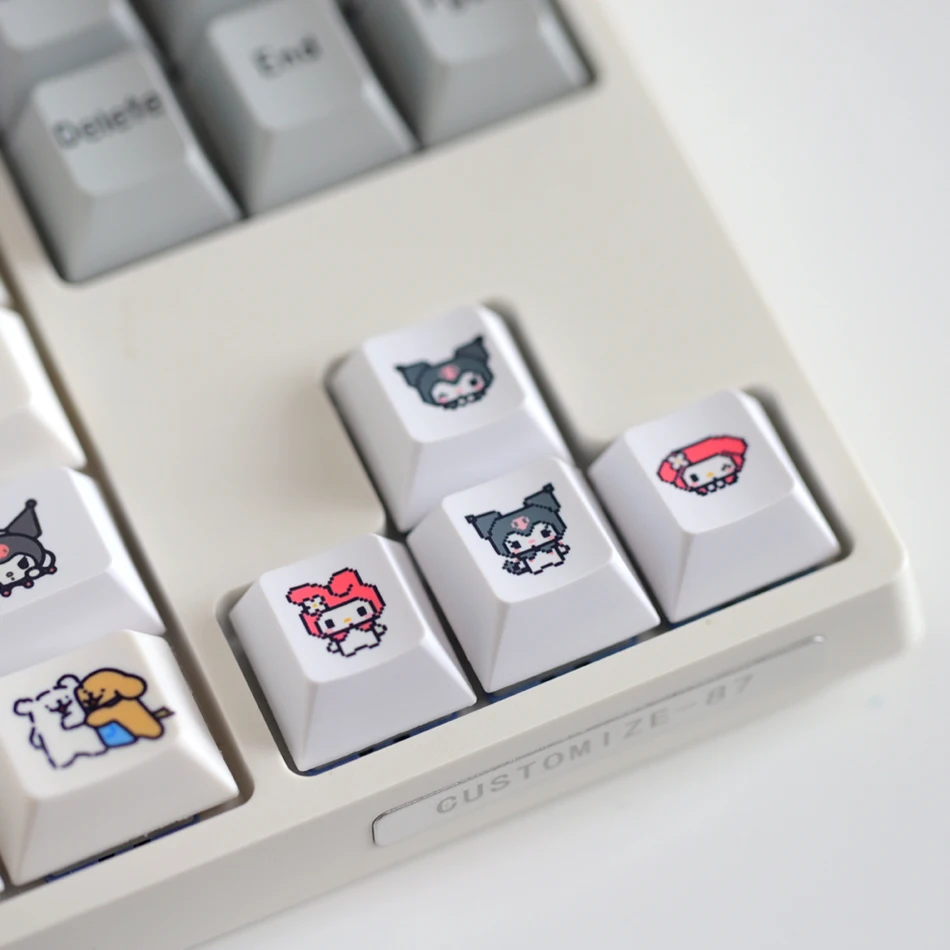 

4pcs/set Keycap for Cross Axis Mechanical Keyboard Special Keycap Cute Kuromi Melody Arrow Keys White PBT DIY Keycaps