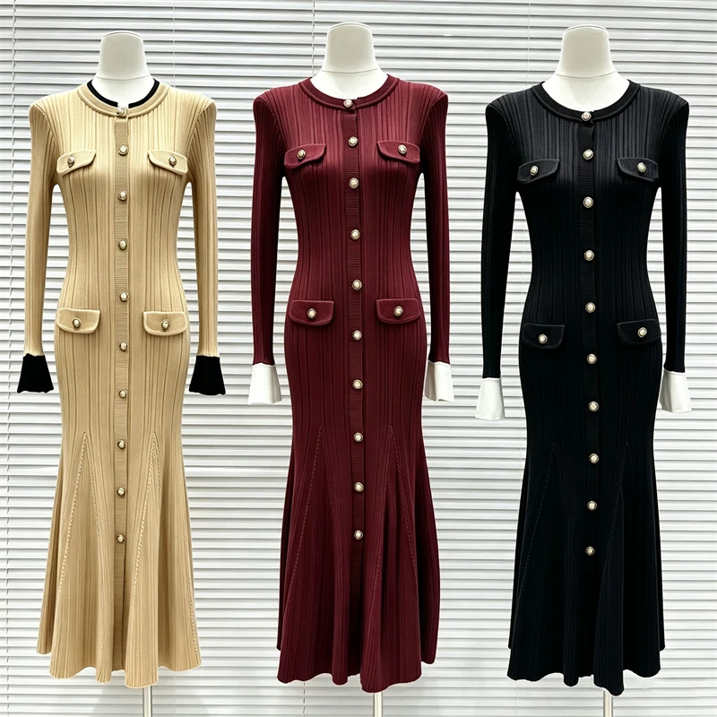 High-quality new autumn women's knit dress featuring colorblocking flared sleeves and a stylish slim-fit elegant long silhouette