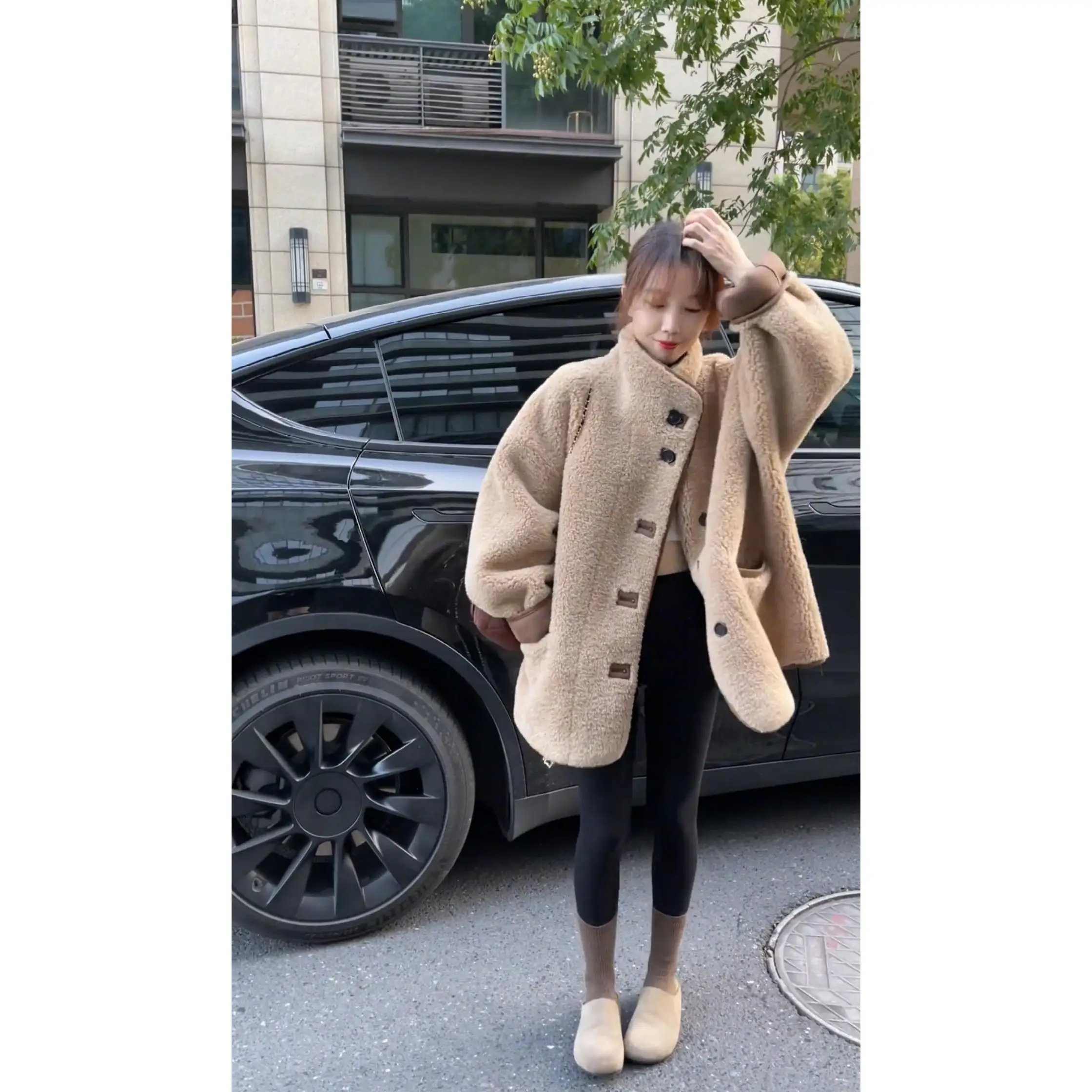 

Casual Sle Women's Fur And Leather One-Piece Jaet Stand Collar Warmth Outerwear Mid-Length Loose Fit Winter Coat