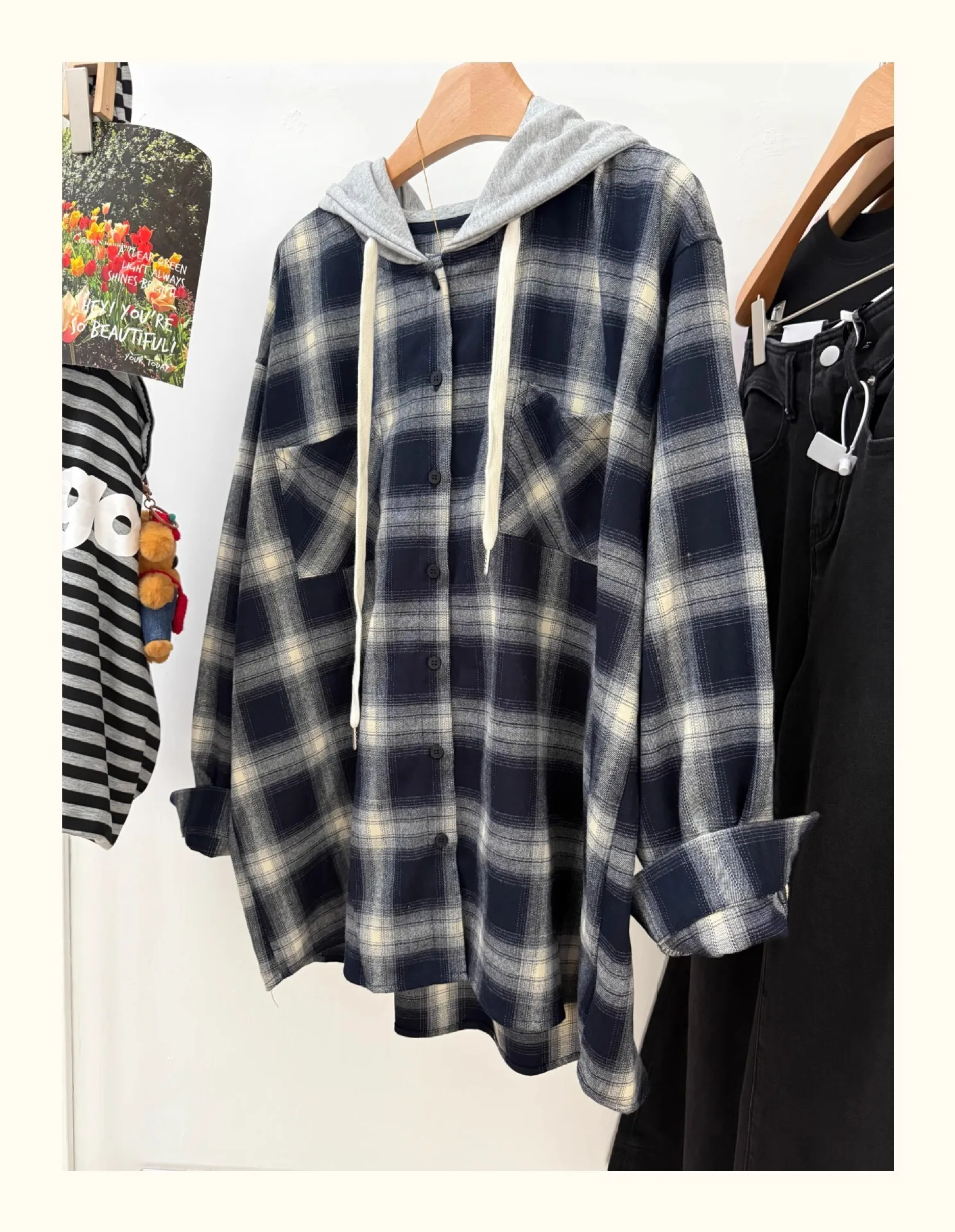 

Осенняя рубашка с капюшоном 2025 года, тонкая куртка для женщин, свободный утягивающий клетчатый топ с длинными рукавами в стиле BF
