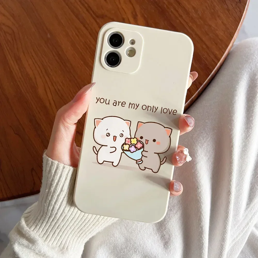 Funny Cartoon Peach Mochi Cat Couple Phone Case for IPhone 11 12 13 14 16 15 Pro Max Mini X XS Soft Cover for 8 7 Plus SE2 Funda