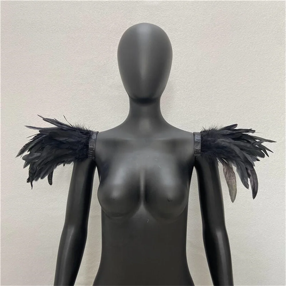 2pcs/pack Shoulder Pad with Feathers Wings Halloween Witch Harness Carnival Costumes for Women Masquerade Raven