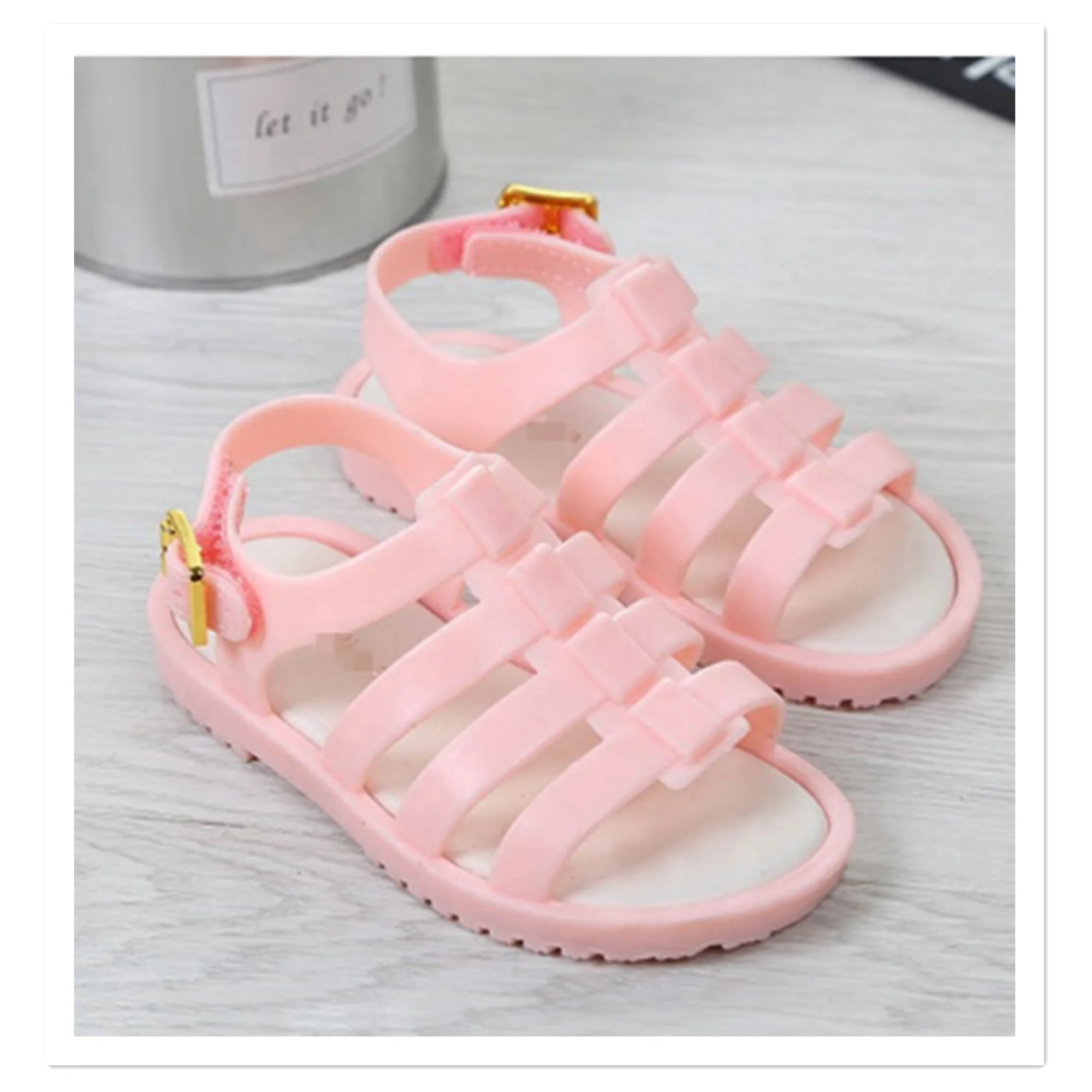 Children's shoes, Roman children's shoes, sandals, beach shoes, hole shoes, student shoes, middle school children, big children,