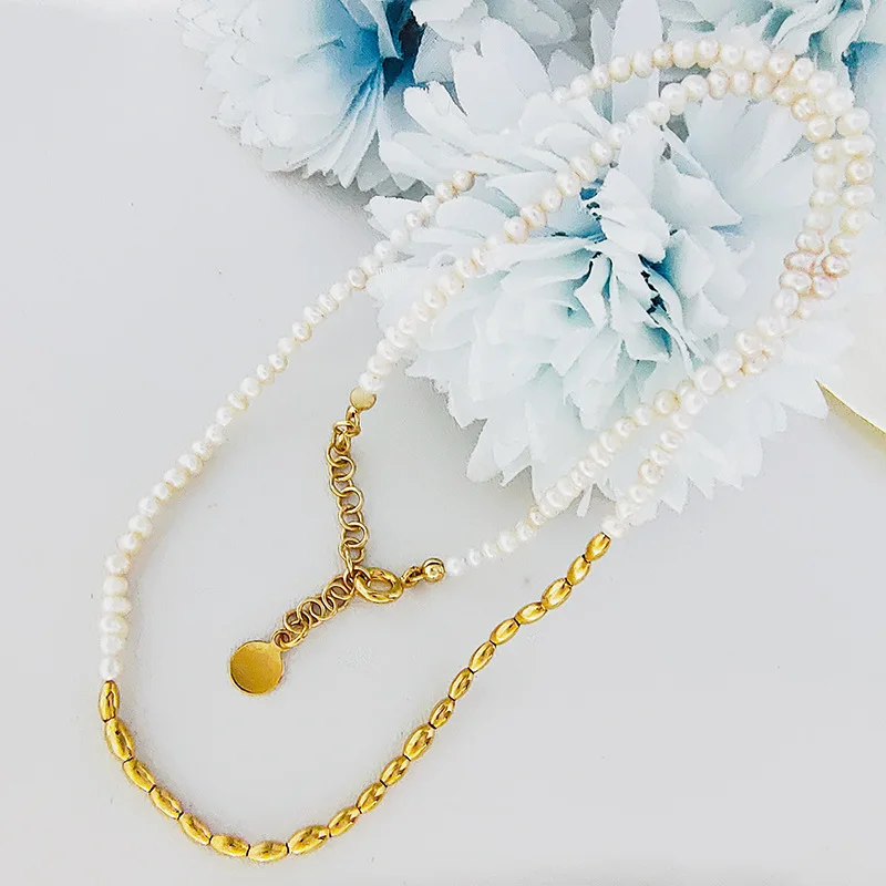Light Luxury Natural Freshwater Rice Bead Necklace Stacked with Personalized Metal Bead Contrasting Color Clavicle Chain Versati