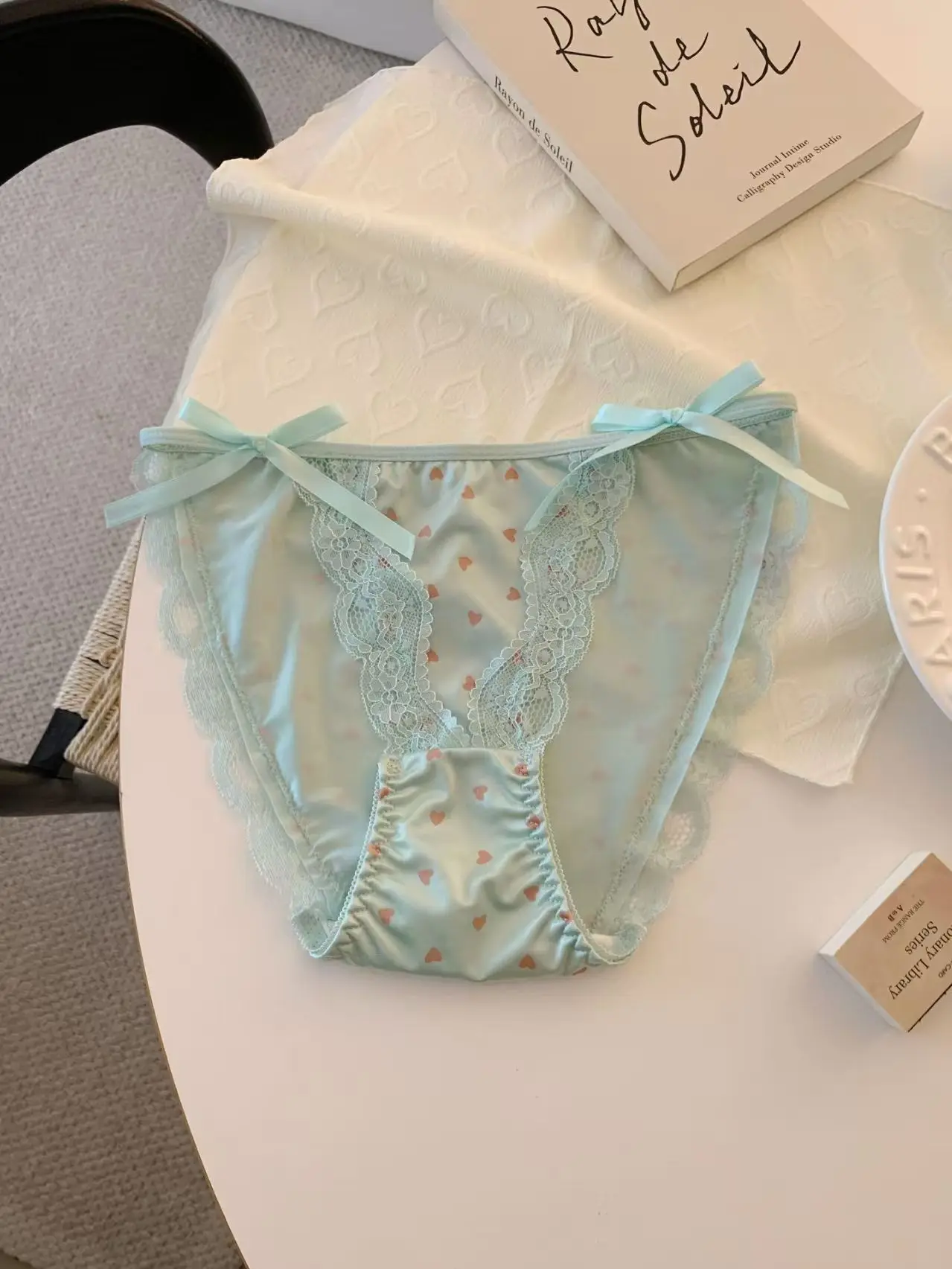 4PC/Lot Nylon Girls Panties Briefs Underwear for Young Adolescents High Quality Student Use Heart Design Direct Selling