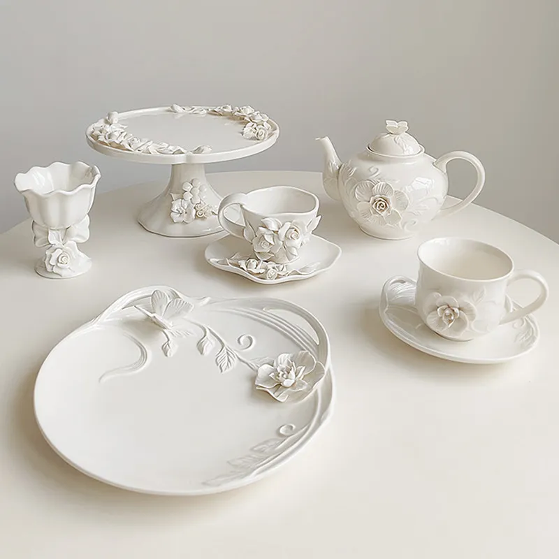 LIVETAI French Hand-Pinched Camellia Relief High-Leg Dessert Plate Vintage Afternoon Tea Snack Plate Home Decorative